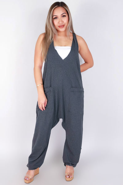 Jeans Warehouse Hawaii - SOLID JUMPERS - SLEEVELESS V-NECK JUMPSUIT | By VERY J