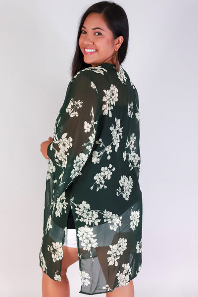 Jeans Warehouse Hawaii - PLUS S/S PRINT WOVEN TOPS - SAKURA CHIFFON CARDIGAN | By LUZ