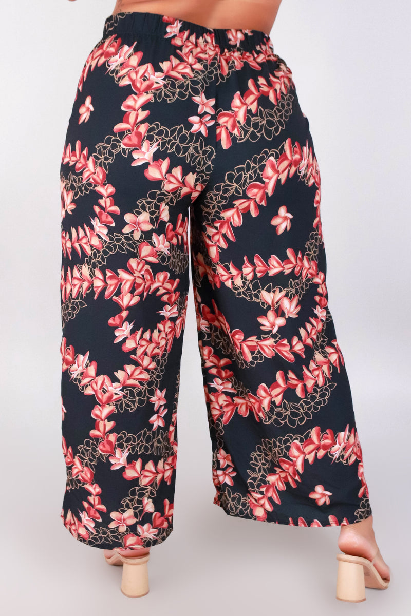 Jeans Warehouse Hawaii - PLUS PRINT WOVEN CAPRI&