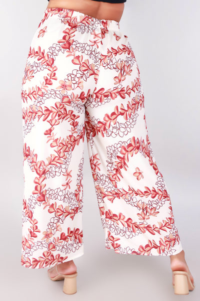 Jeans Warehouse Hawaii - PLUS PRINT WOVEN CAPRI'S - PLUMERIA CAPRI PANTS | By LUZ