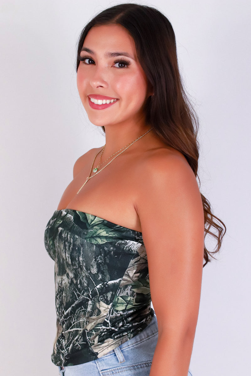 Jeans Warehouse Hawaii - SL PRINT - HOT GIRL HUNTING CAMO CROP TUBE TOP | By LUZ