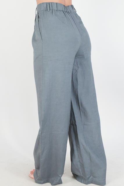 Jeans Warehouse Hawaii - SOLID WOVEN PANTS - PLEATED TROUSERS WITH POCKETS | By MUSTARD SEED