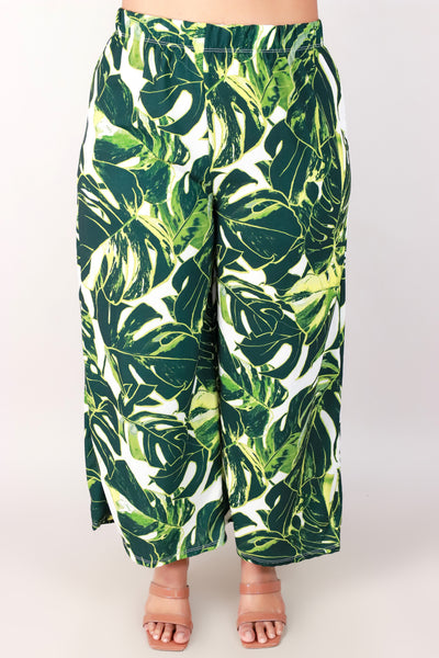 Jeans Warehouse Hawaii - PLUS PRINT WOVEN CAPRI'S - MONSTERA CAPRI PANTS | By LUZ