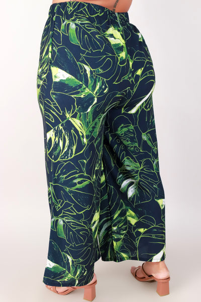 Jeans Warehouse Hawaii - PLUS PRINT WOVEN CAPRI'S - MONSTERA CAPRI PANTS | By LUZ