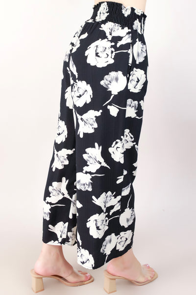 Jeans Warehouse Hawaii - PRINT WOVEN CAPRI'S - OUT FOR A STROLL PANTS | By PAPERMOON/ B_ENVIED