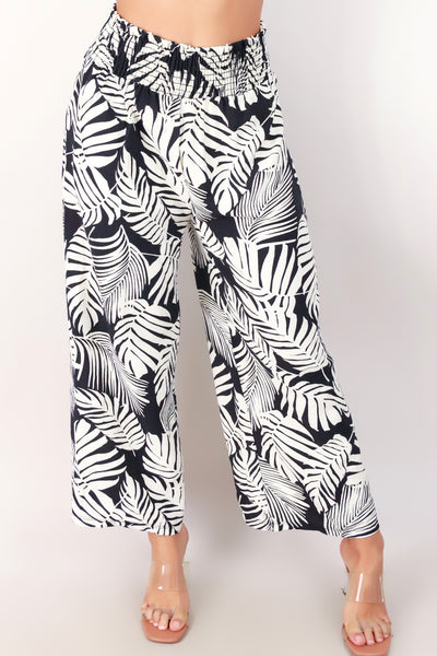 Jeans Warehouse Hawaii - PRINT WOVEN CAPRI'S - IN THE MOMENT CAPRI PANTS | By LUZ