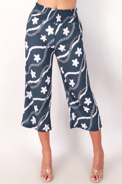 Jeans Warehouse Hawaii - PRINT WOVEN CAPRI'S - PIKAKE PLUMERIA CAPRI PANTS | By LUZ