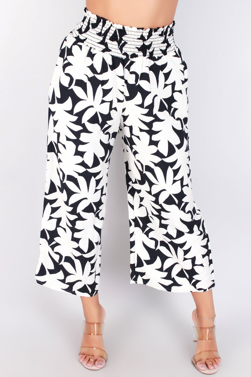 Jeans Warehouse Hawaii - PRINT WOVEN CAPRI&