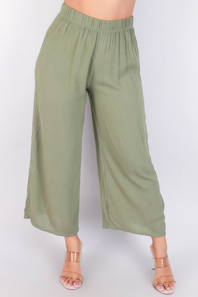 Jeans Warehouse Hawaii - SOLID WOVEN CAPRI'S - EXPLAIN IT PANTS | By LUZ