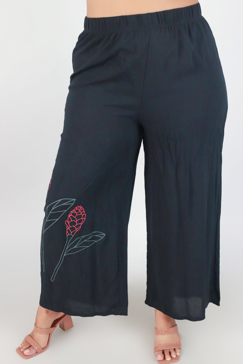 Jeans Warehouse Hawaii - PLUS PRINT WOVEN CAPRI&