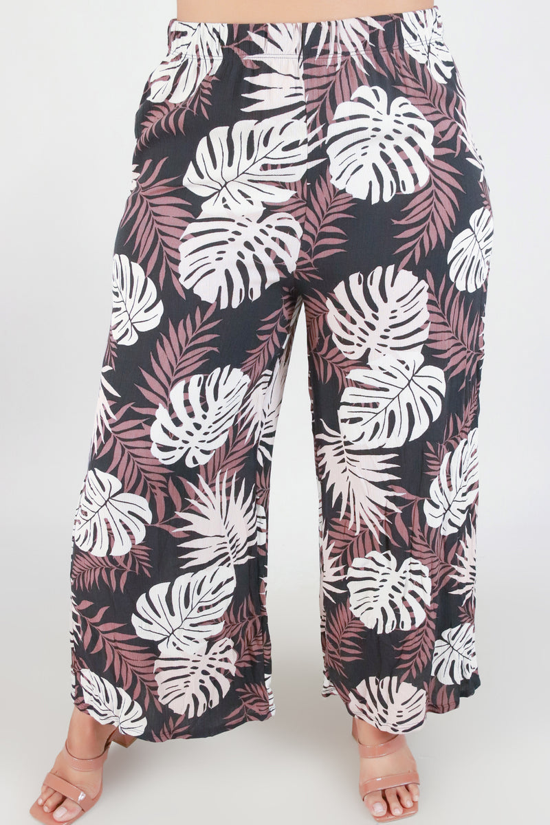 Jeans Warehouse Hawaii - PLUS PRINT WOVEN CAPRI&