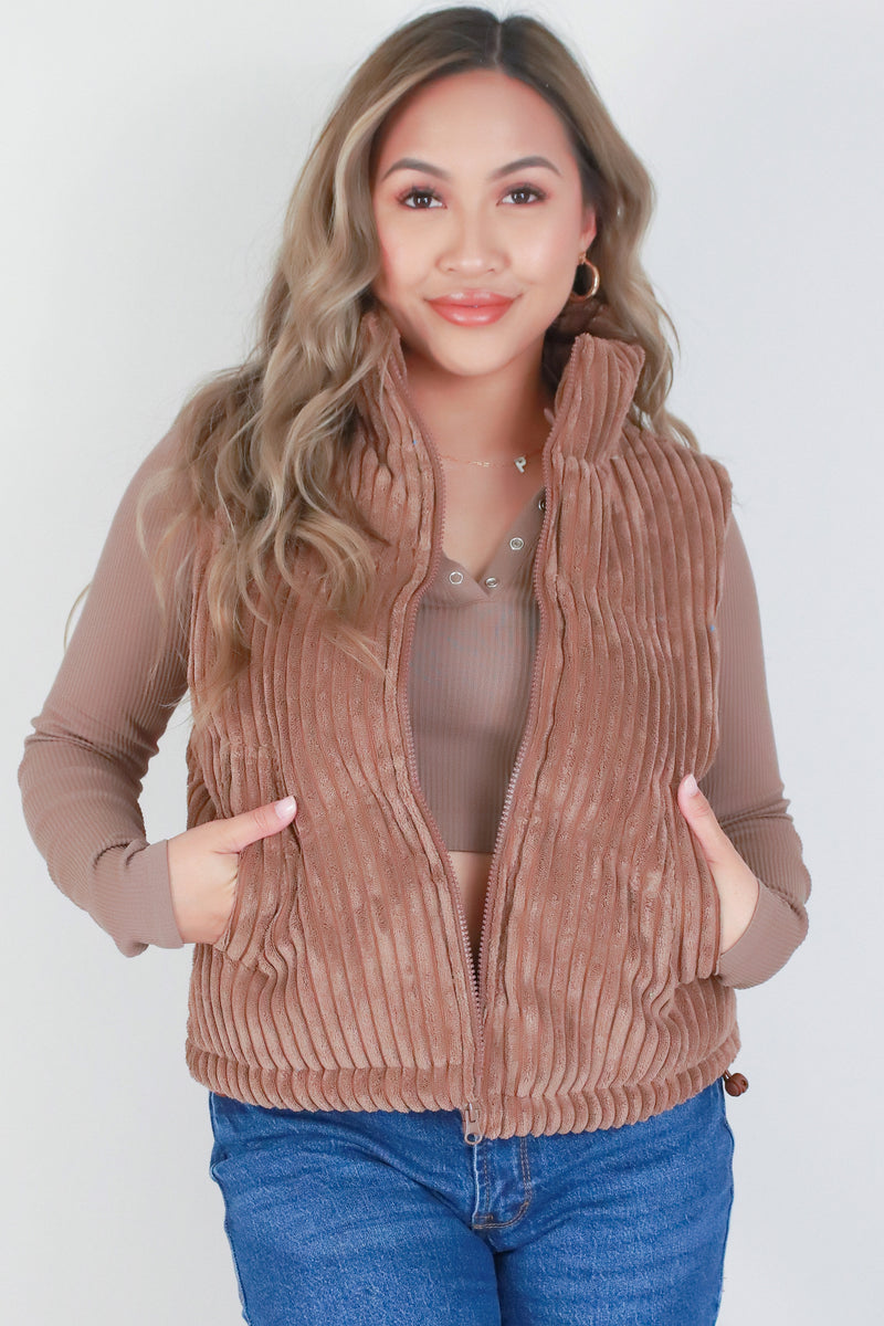 Jeans Warehouse Hawaii - OUTERWEAR - SLEEVELESS CORDUROY VEST | By VERY J