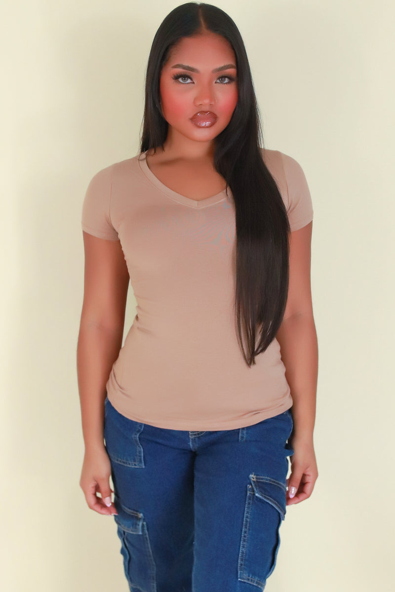 Jeans Warehouse Hawaii - S/S SOLID BASIC - NOT IN CHARGE TOP | By HEART & HIPS