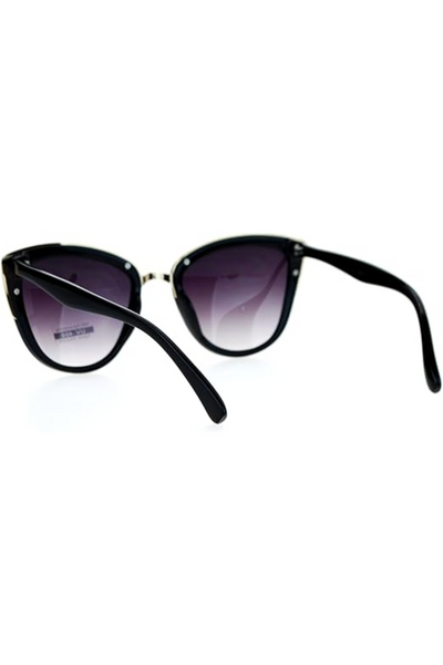 Jeans Warehouse Hawaii - OVERSIZED SUNGLASSES - SASSY GIRL SUNGLASSES | By TOUCH CORP